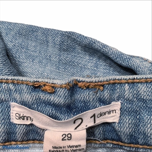 2.1 Denim Light Wash Skinny Jeans Size 29 - Picture 7 of 7